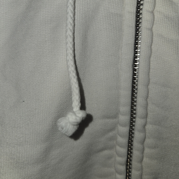 Aritza Community Hoodie - Picture 5 of 9